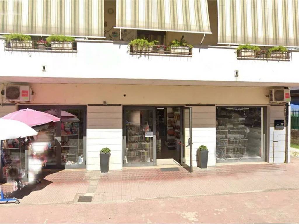 negozio in vendita a Sora