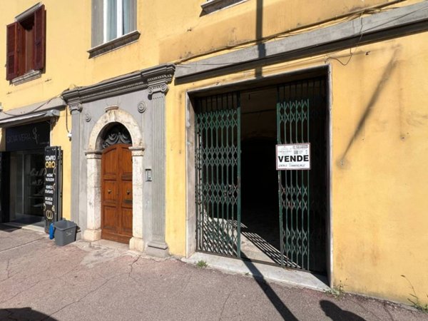 negozio in vendita a Sora