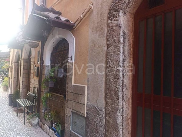 casa indipendente in vendita a Sora