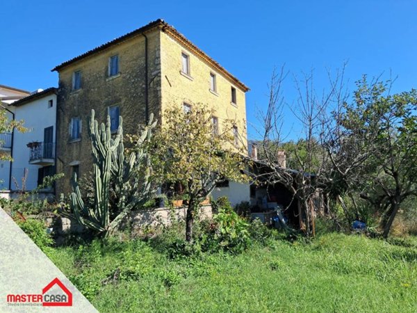 casa indipendente in vendita a Sora