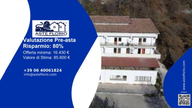 locale commerciale in vendita a Sora