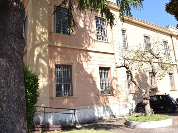 negozio in vendita a Sora