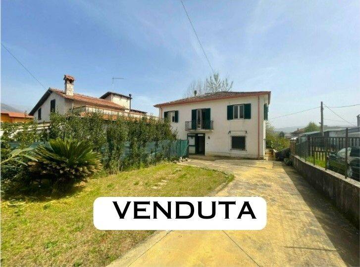casa indipendente in vendita a Sora