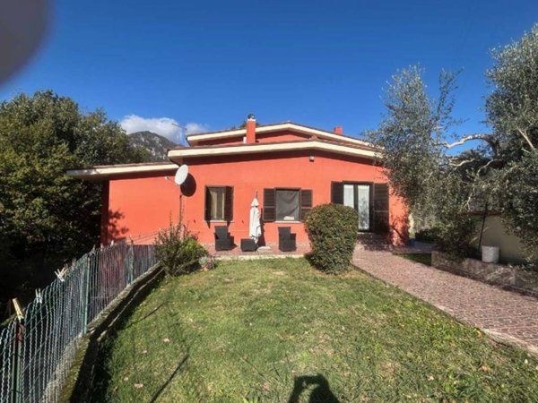 casa indipendente in vendita a Sora