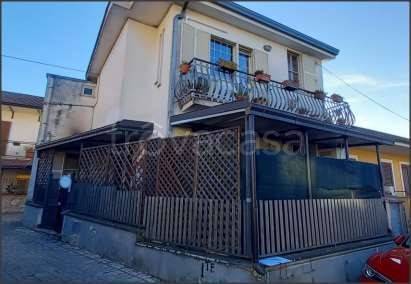 casa indipendente in vendita a Sora