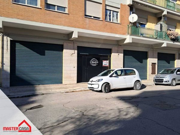 locale commerciale in vendita a Sora