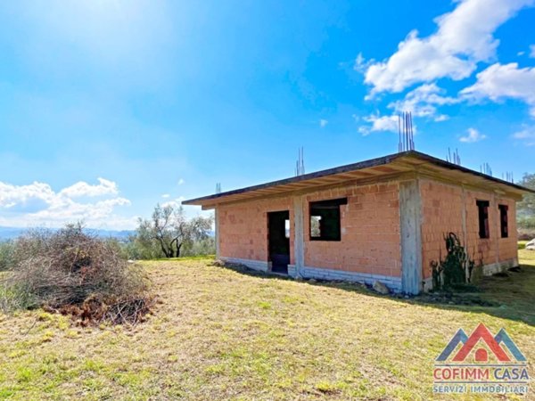 casa indipendente in vendita a Sora