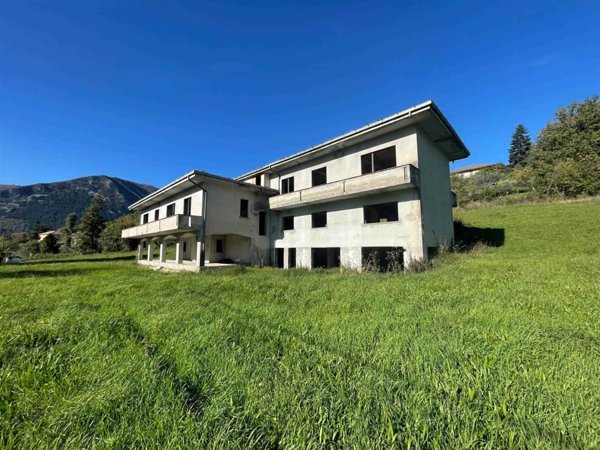 casa indipendente in vendita a Sora