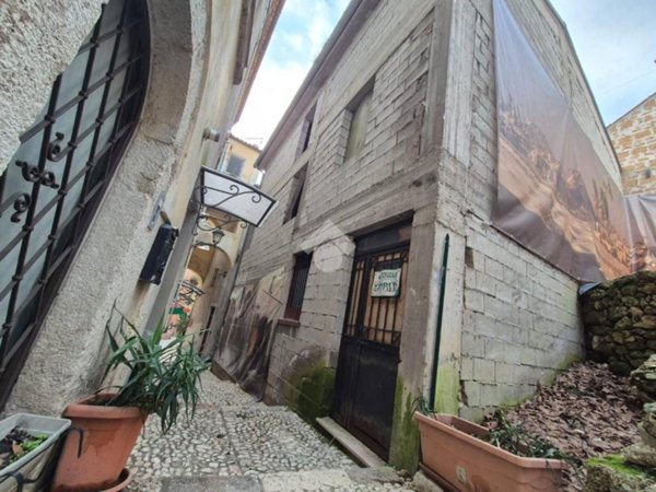 casa indipendente in vendita a Sora