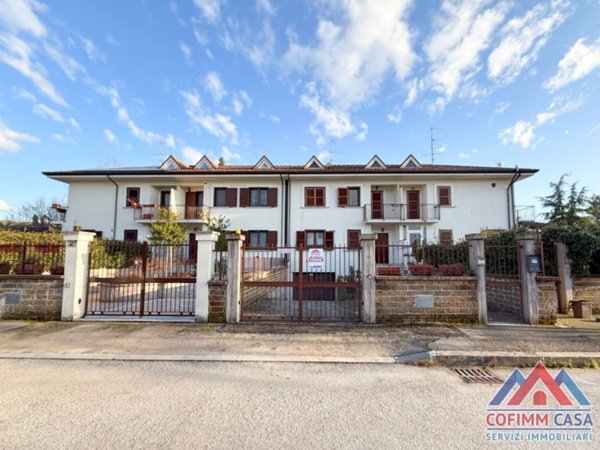 casa indipendente in vendita a Sora