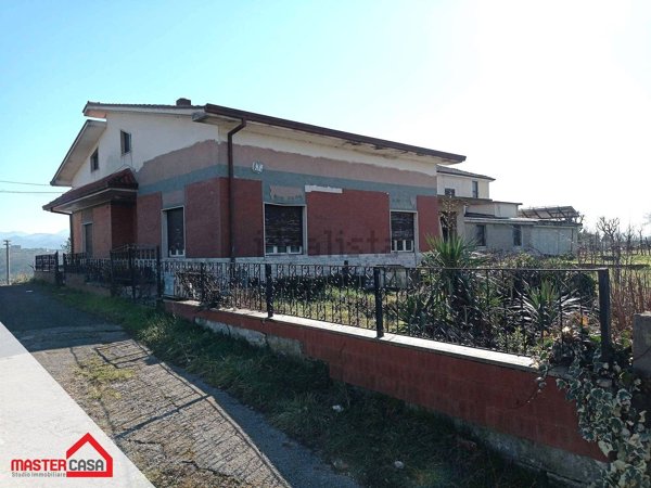 appartamento in vendita a Sora in zona Carnello