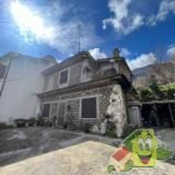 casa semindipendente in vendita a Sora