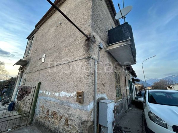 casa indipendente in vendita a Sora