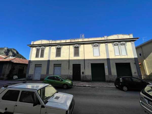 casa indipendente in vendita a Sora