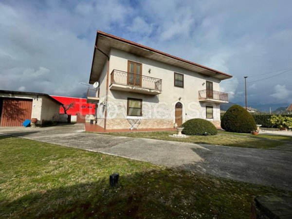 casa indipendente in vendita a Sora