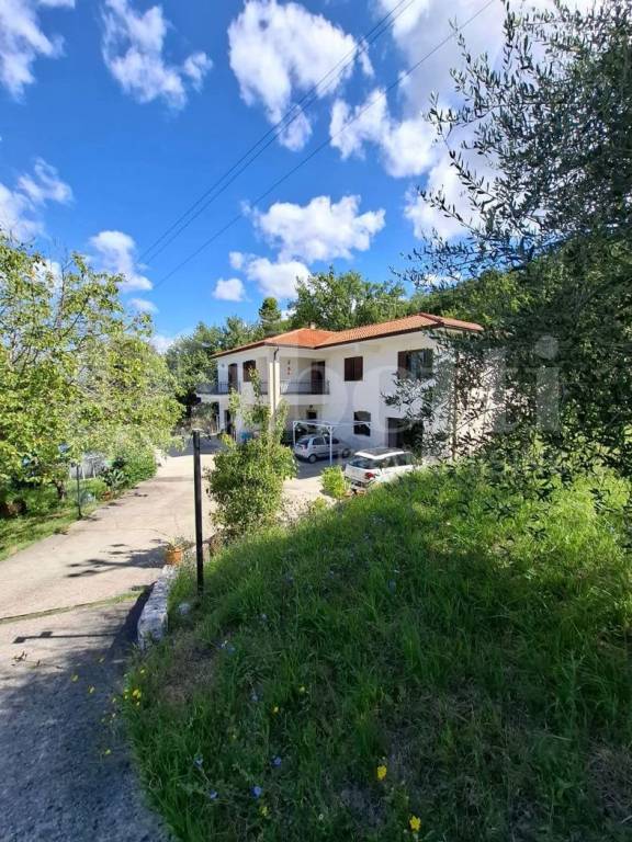casa indipendente in vendita a Sora