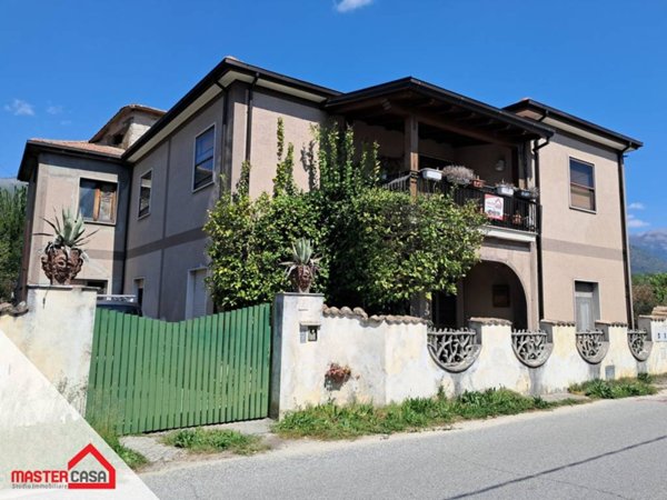 casa indipendente in vendita a Sora