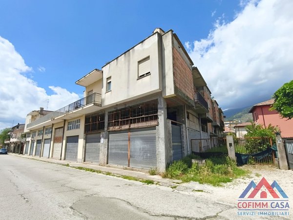 casa indipendente in vendita a Sora
