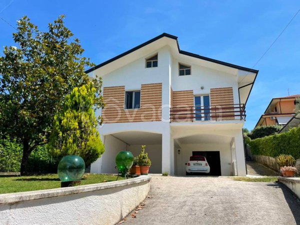 casa indipendente in vendita a Sora