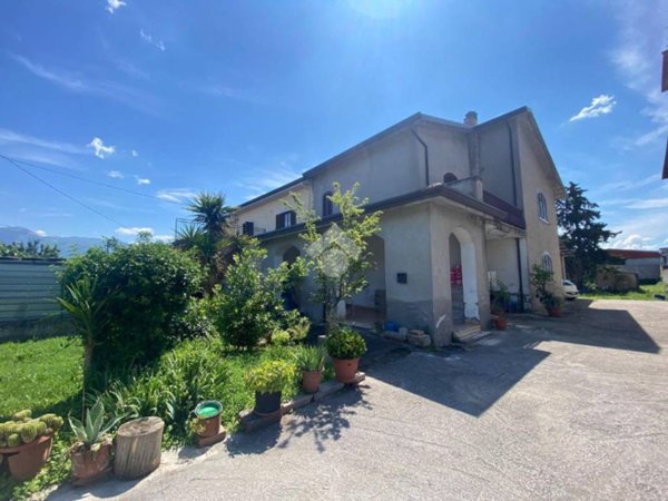 casa indipendente in vendita a Sora