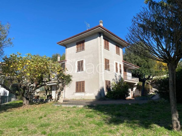casa indipendente in vendita a Sora