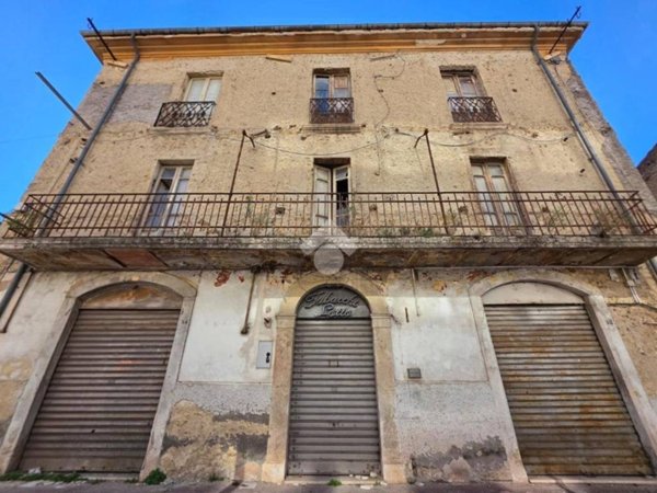 intera palazzina in vendita a Sora