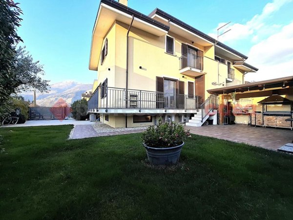 casa indipendente in vendita a Sora