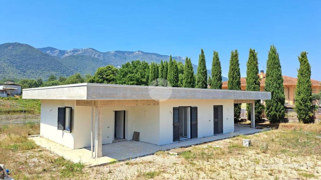 casa indipendente in vendita a Supino