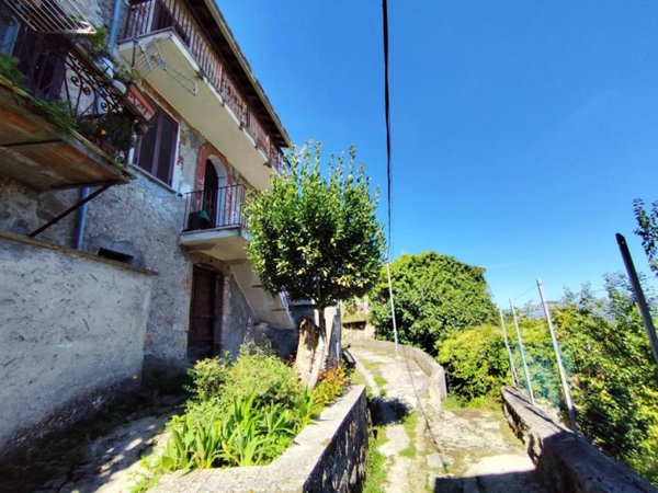 casa indipendente in vendita a Supino