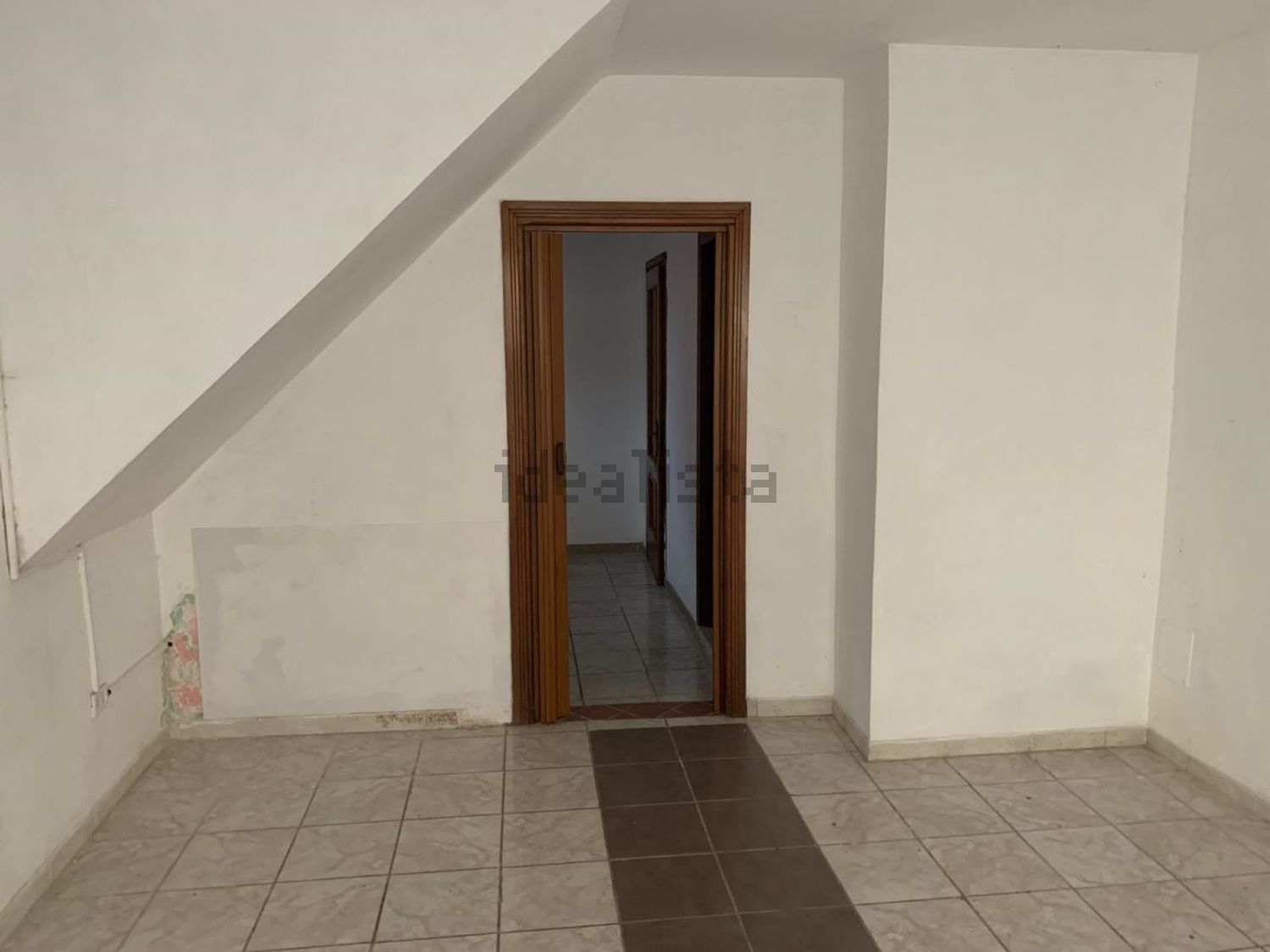 locale commerciale in vendita a Supino