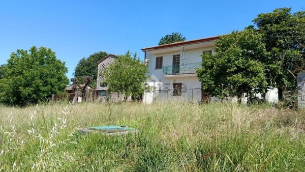 casa indipendente in vendita a Supino