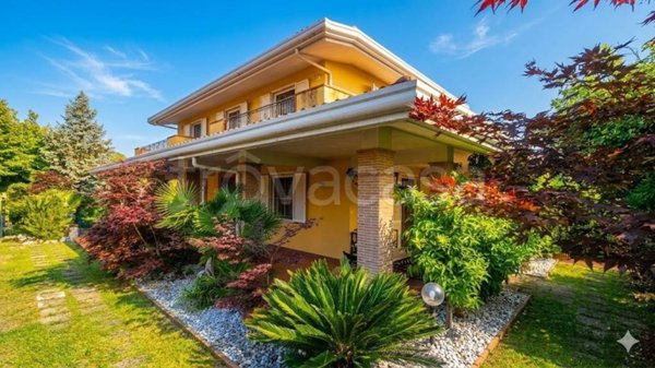 casa indipendente in vendita a Supino in zona Ortelle