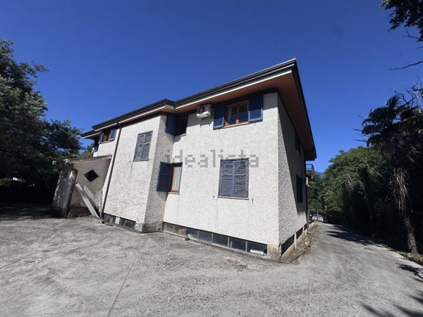 casa indipendente in vendita a Supino