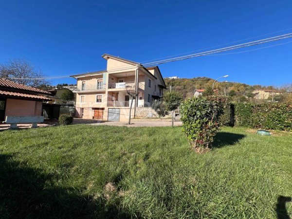 appartamento in vendita a Torre Cajetani