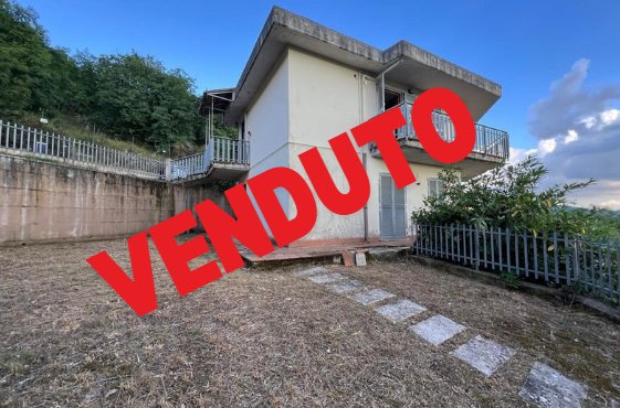 appartamento in vendita a Torre Cajetani