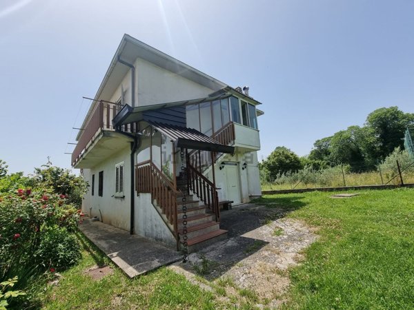 appartamento in vendita a Torre Cajetani