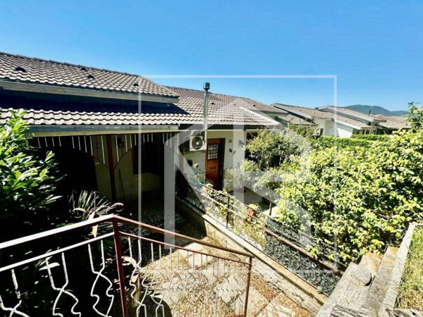 casa indipendente in vendita a Torre Cajetani