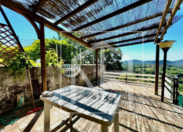 appartamento in vendita a Torre Cajetani