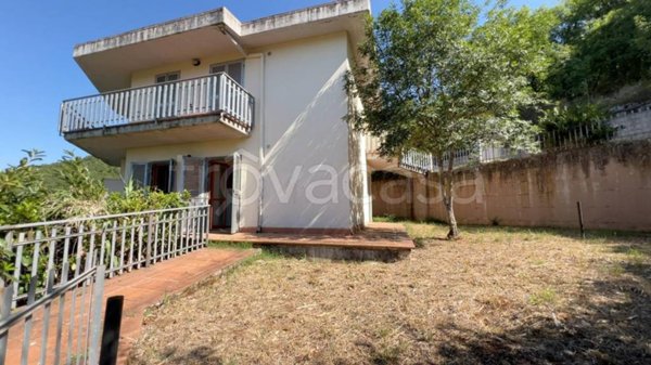 appartamento in vendita a Torre Cajetani