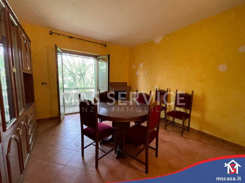 appartamento in vendita a Torre Cajetani