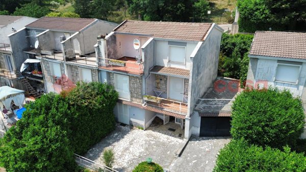 casa indipendente in vendita a Torre Cajetani