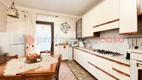 appartamento in vendita a Torre Cajetani