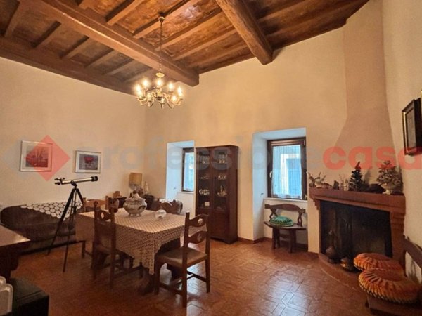 appartamento in vendita a Torre Cajetani