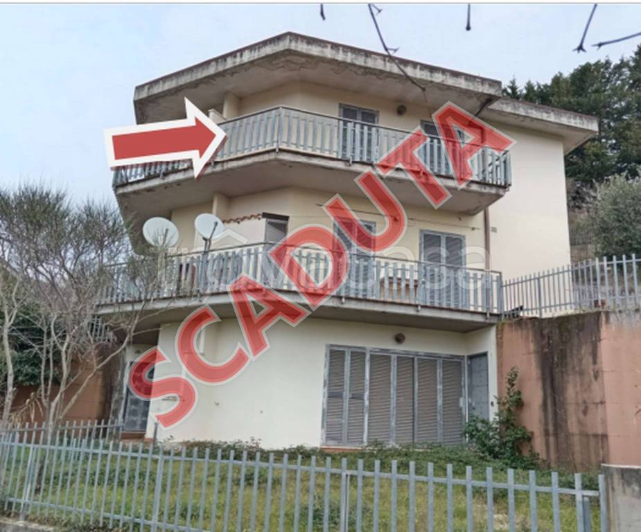 appartamento in vendita a Torre Cajetani