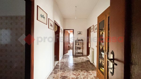 appartamento in vendita a Torre Cajetani