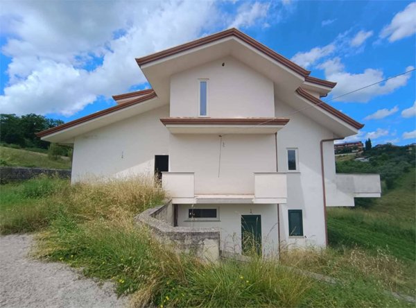 casa indipendente in vendita a Torrice