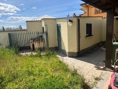 casa indipendente in vendita a Torrice
