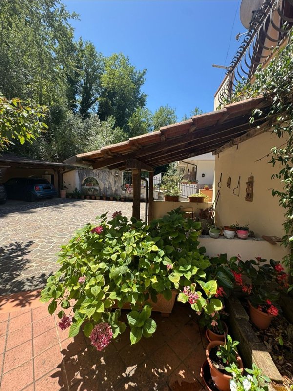 casa indipendente in vendita a Torrice