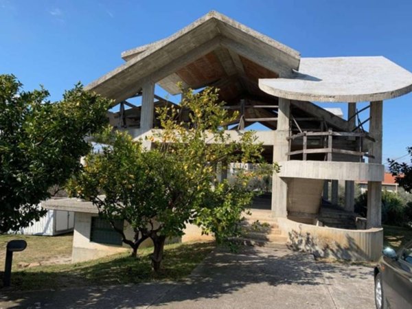 casa indipendente in vendita a Torrice