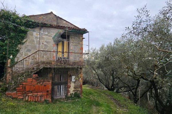 casa indipendente in vendita a Torrice